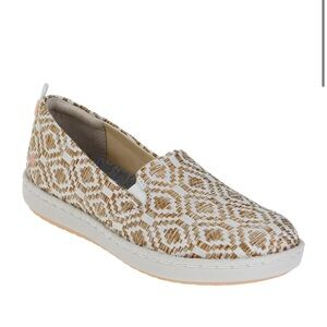 Clarks Cloudsteppers Women’s Slip On Loafer